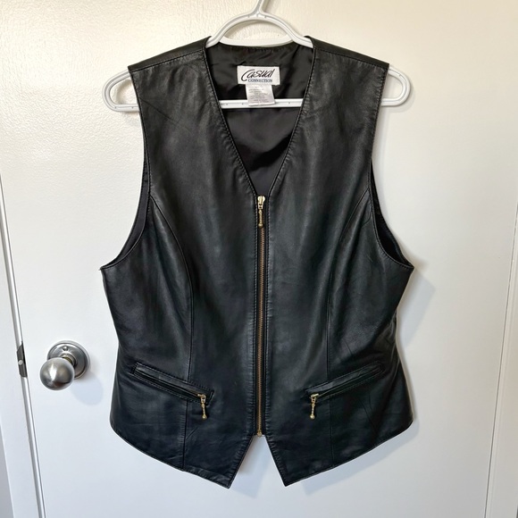Vintage Jackets & Blazers - Vintage Y2K Zip Up Black Leather Vest size Medium